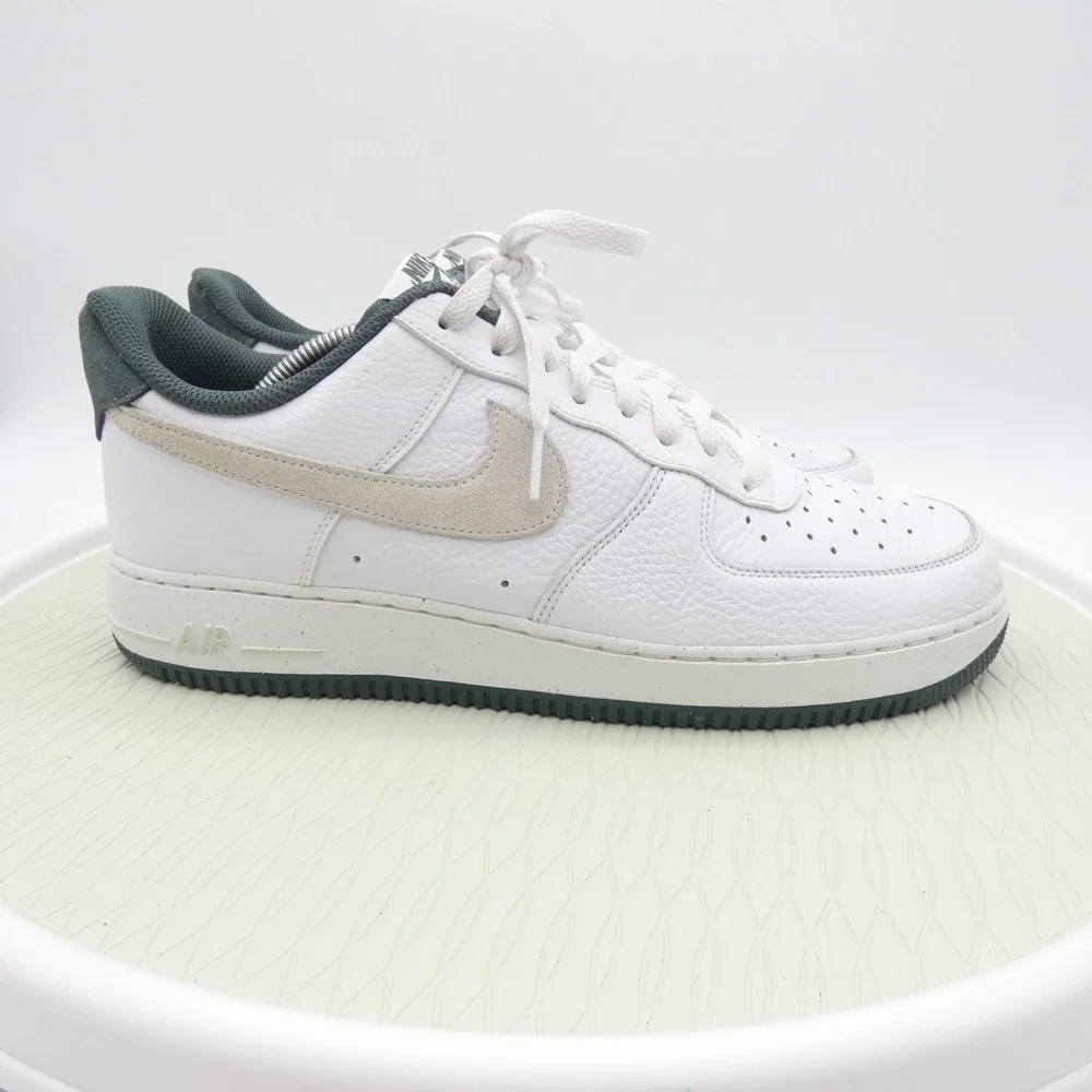 Nike Air Force 1 Low '07 LV8 HF1939-100 Men 11 Athletic Shoe White Green Sneaker